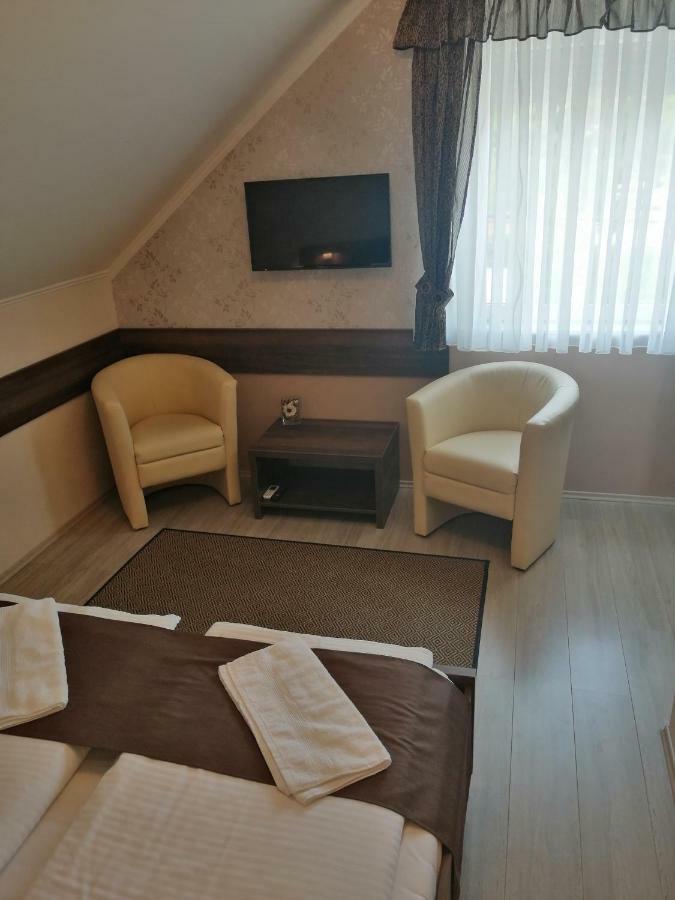 Ludvig Panzio Bed and Breakfast Villány Exteriör bild